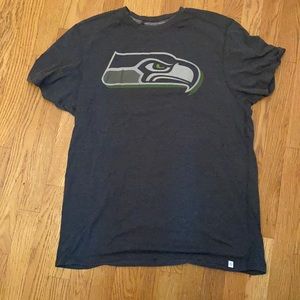 47 Brand Seattle Seahawks T-shirt. Size L.